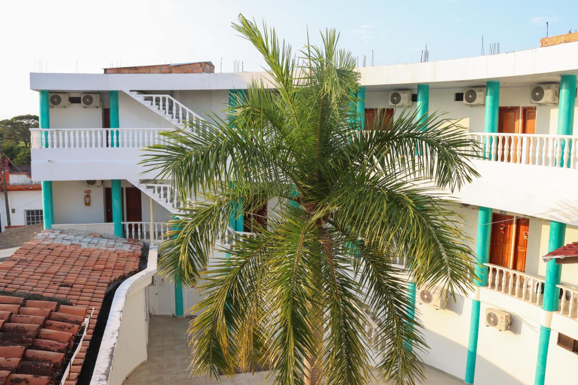 Hotel Plaza Real Montelibano Bagian luar foto