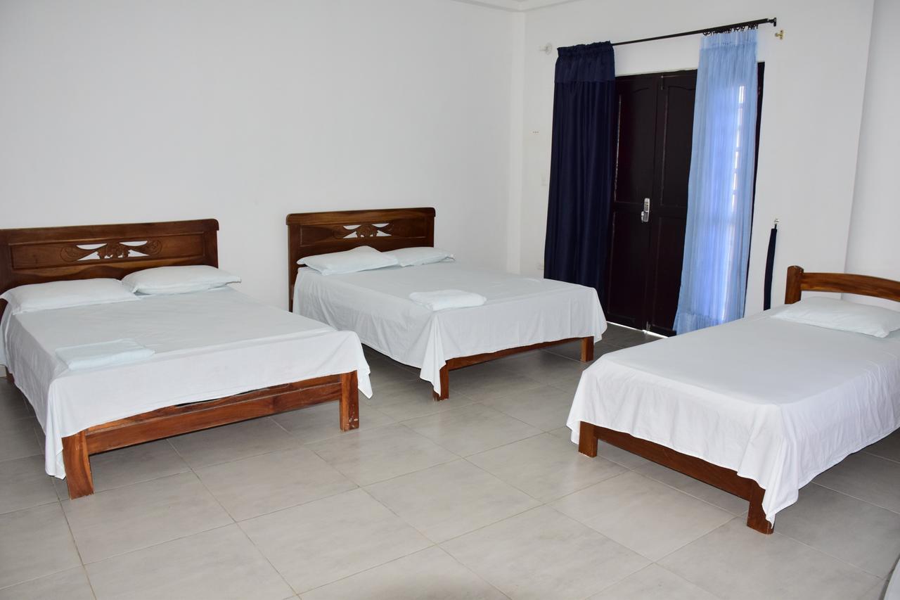 Hotel Plaza Real Montelibano Bagian luar foto