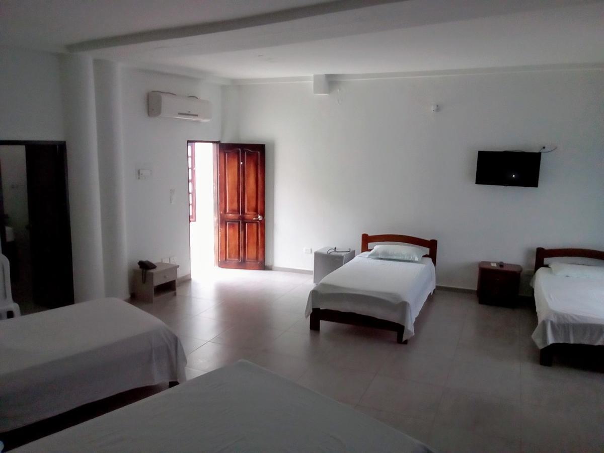 Hotel Plaza Real Montelibano Bagian luar foto